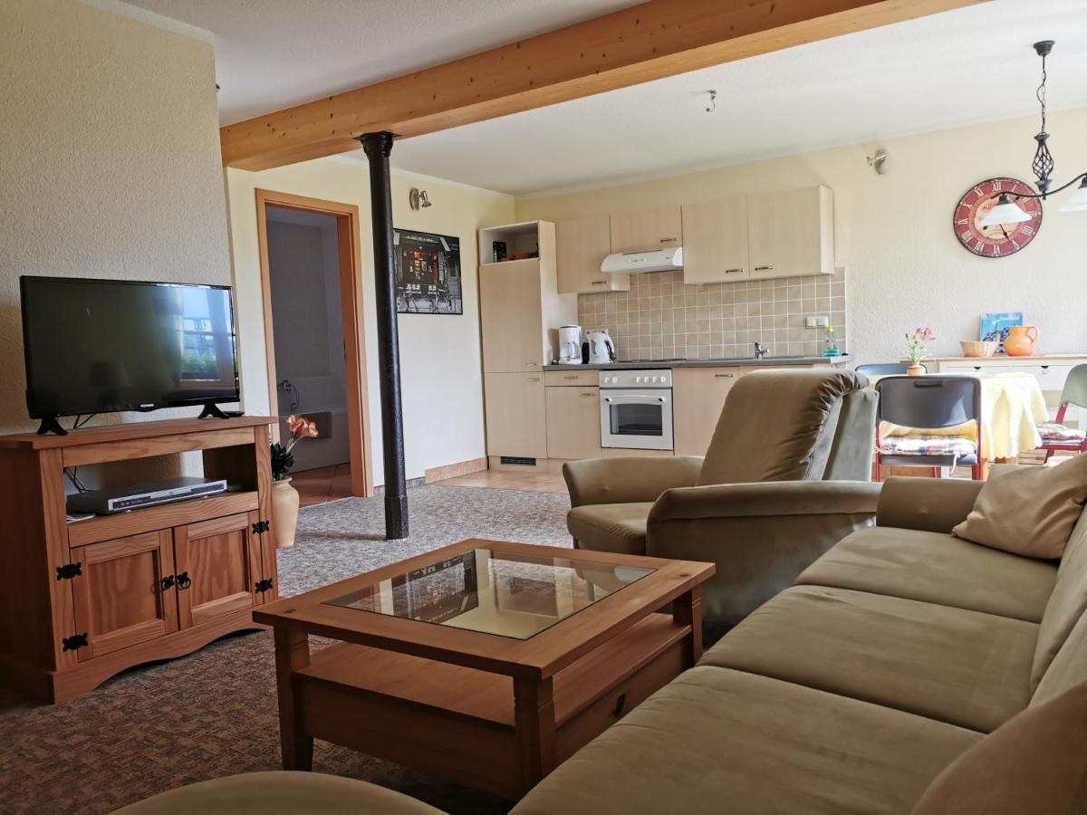 Ferienwohnung "Am Saalehaken" Gossitz Zewnętrze zdjęcie