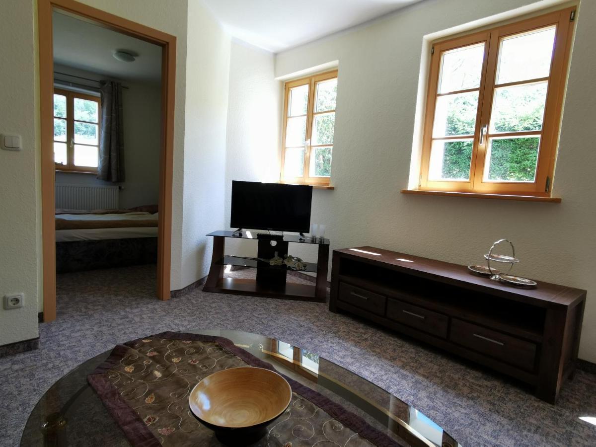 Ferienwohnung "Am Saalehaken" Gossitz Zewnętrze zdjęcie